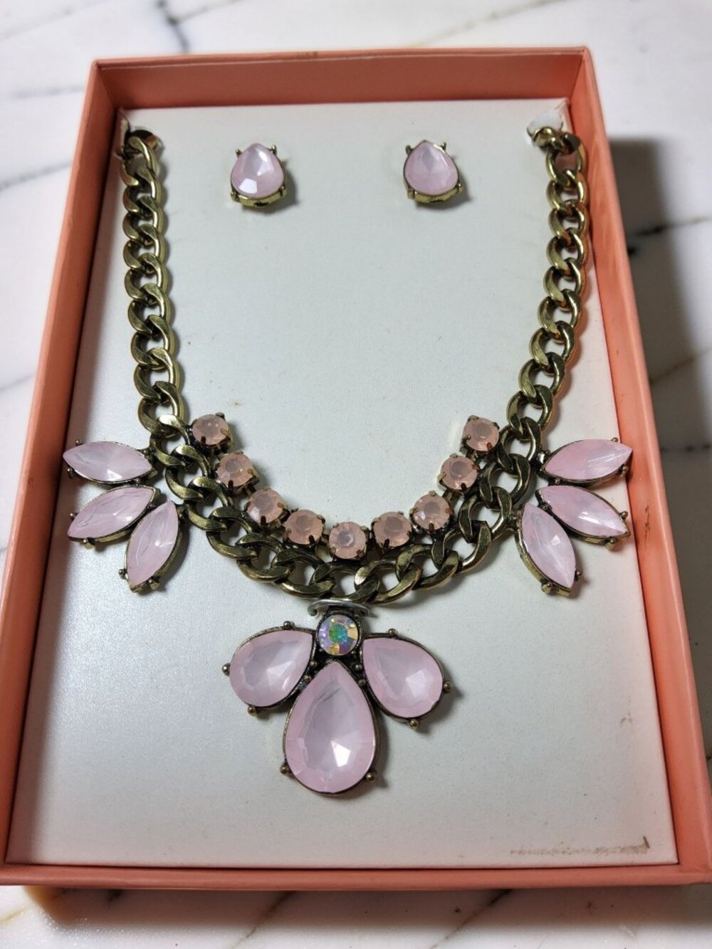 Vintage Art Deco Style Gold Tone Glass Stones Dangle Rhinestone Bib Necklace Ear